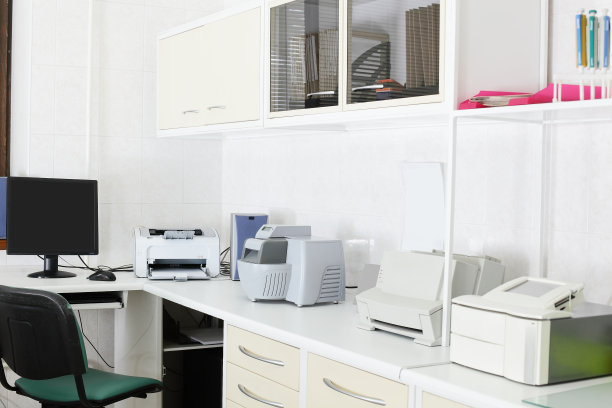 现代欧洲医疗柜图片下载