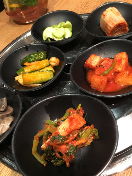 Banchan-korean配菜。图片下载