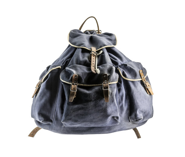 旧背包孤立在白色背景图片下载