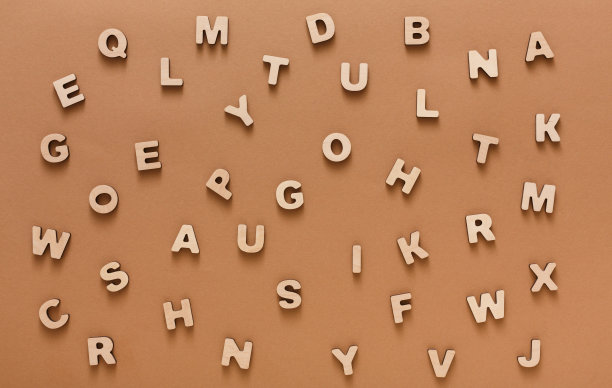 木质英语字母背景图片下载