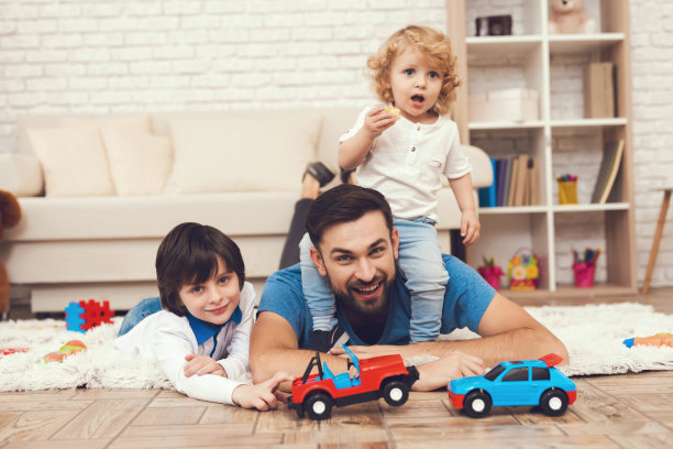 小孩图片素材ID：312681108