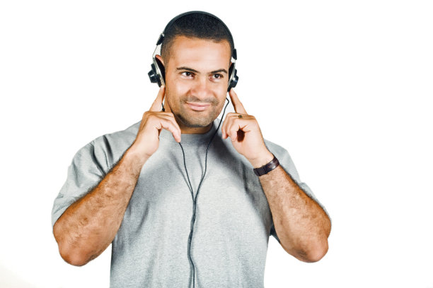 听音乐的人图片下载