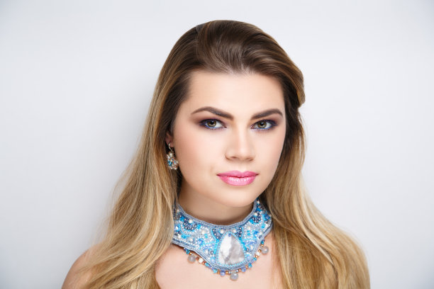 女人的美丽的脸图片下载