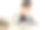 工作室肖像的小男孩努力与他的家庭作业-学习困难的概念图片下载