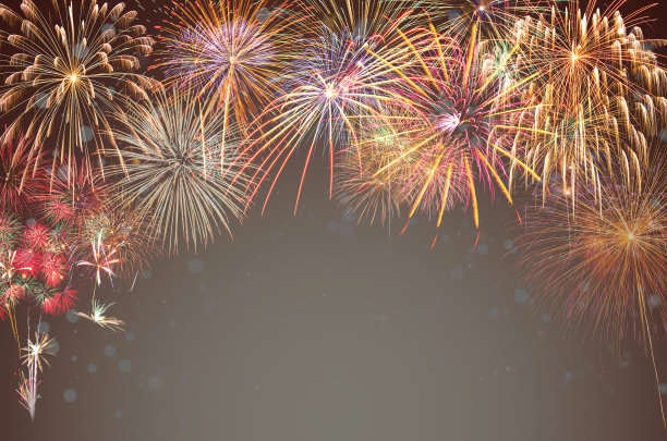多色烟花庆祝在透明背景上的文本工作空间，问候和贺卡庆祝概念图片下载