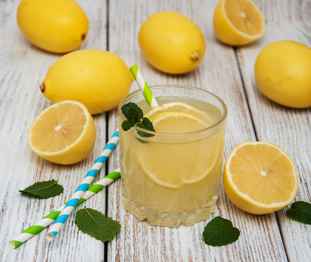 一杯柠檬汁图片下载