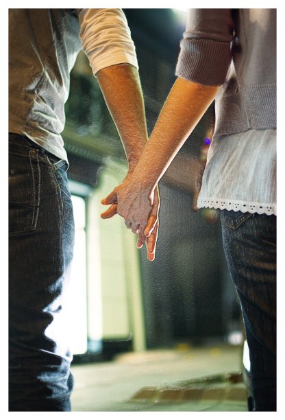 情侣手牵着手图片下载