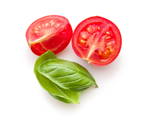 切碎的西红柿和罗勒叶图片下载