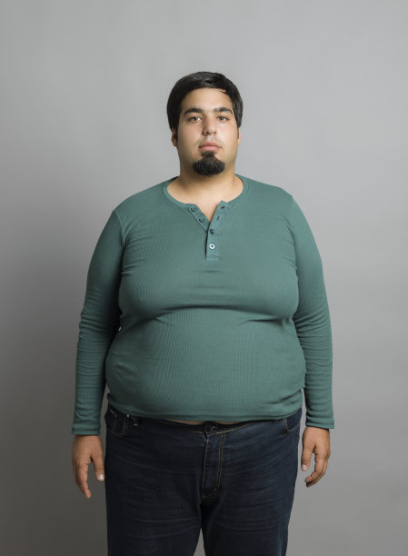 超重青年男人图片下载