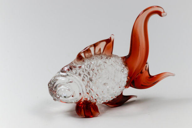 装饰用鱼雕玻璃图片下载