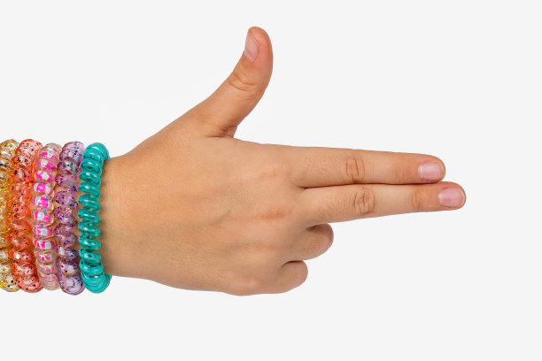 枪的手势。手拿枪图片下载