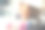 美丽的女人在寒冷的冬天行走在纽约图片下载