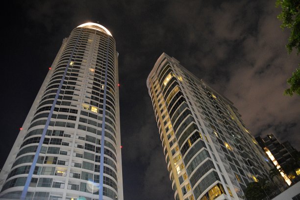 位于泰国曼谷Phra Khanong的Sky Walk公寓图片下载