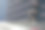 Figure miniature商人或小人站在计算器上为金钱和金融的经营理念。图片下载