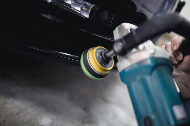 汽车修理工作图片下载