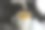 浓缩咖啡倒入古董意大利小咖啡杯3图片下载