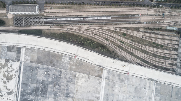 管火车站。无人机向下拍摄的照片图片下载