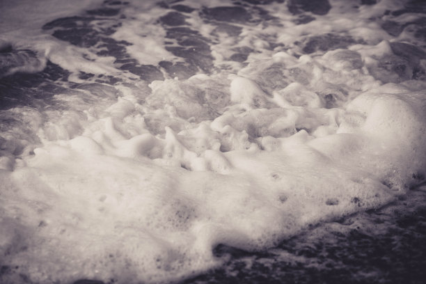 泡沫的海水图片下载