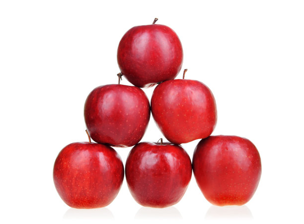 金字塔红苹果孤立在白色背景图片下载