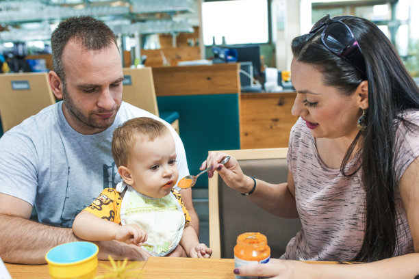 午餐时间图片下载