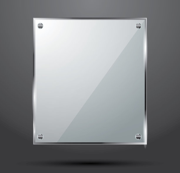 玻璃板孤立在黑暗的背景。图片下载