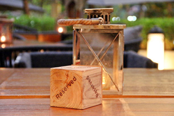 保留浪漫的表图片下载