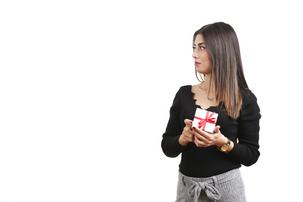 女孩送美丽的礼物图片下载