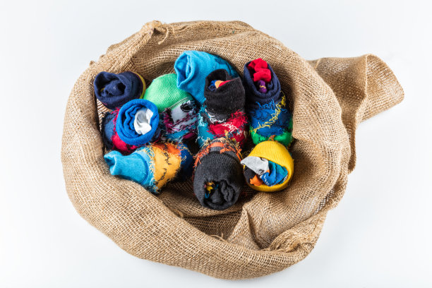 亚麻麻袋里的男袜图片下载