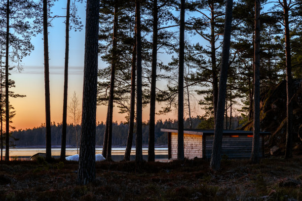 湖边的小屋图片下载