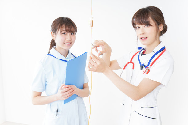 两个护士形象图片下载