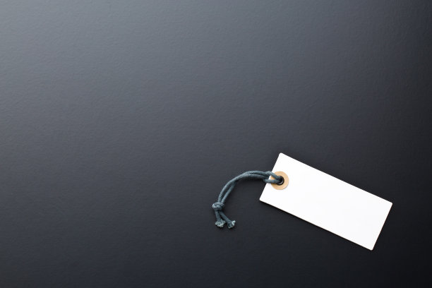 黑色背景的纸标签图片下载