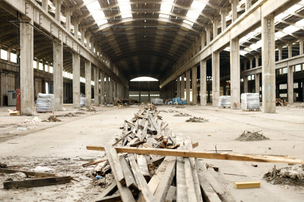 废弃的工业建筑图片下载