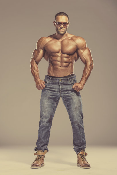 肌肉男子图片下载