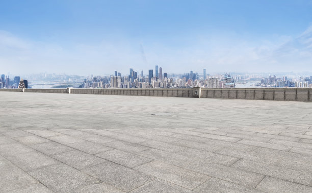 重庆的道路、地面和美丽的天际线素材图片