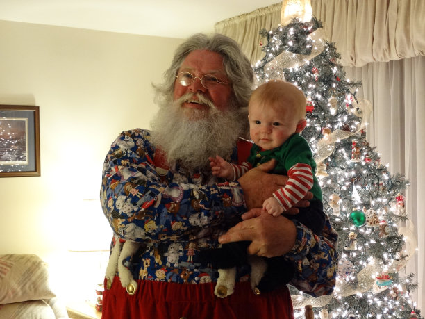 圣诞老人有个朋友图片下载