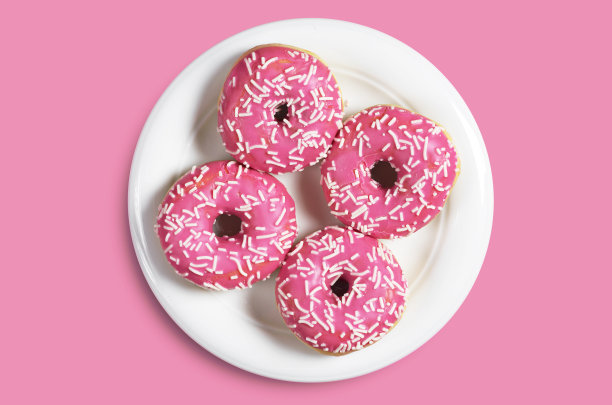 粉色小甜甜圈图片下载