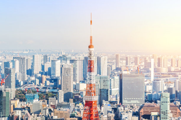 东京和台场的太阳耀斑鸟瞰图图片下载