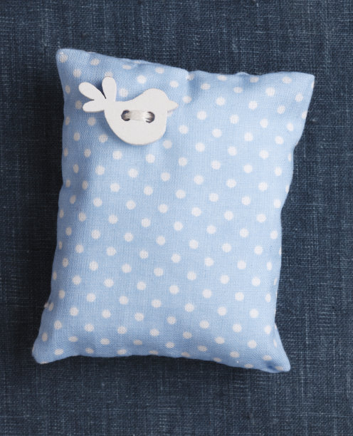 带小鸟的蓝点坐垫图片下载