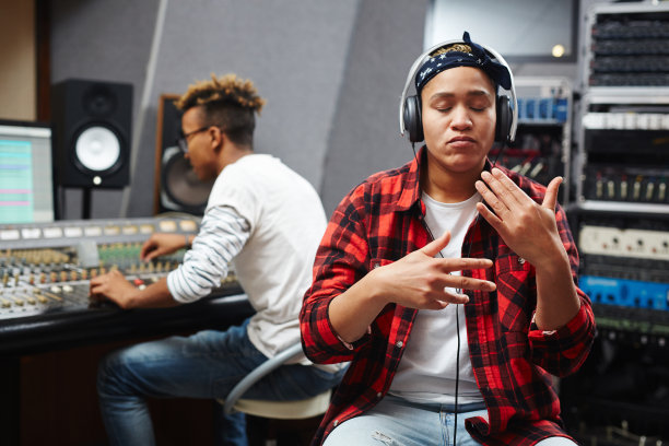 歌曲录音图片下载