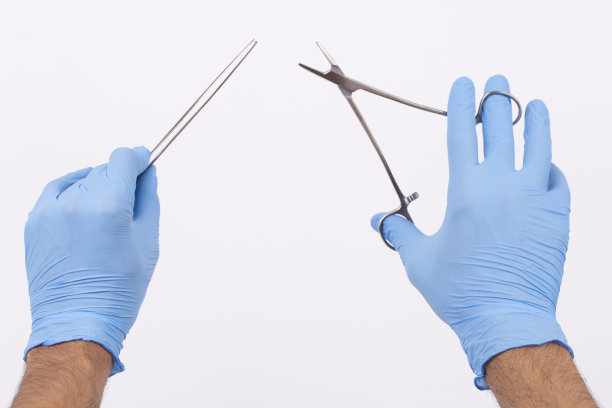 无菌的手术镊子图片下载