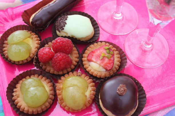 新鲜的小点心图片下载