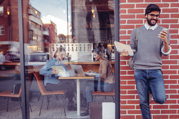 他们在路上了图片下载