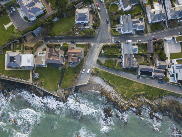 鸟瞰图40英尺，Sandycove，都柏林，爱尔兰。图片下载