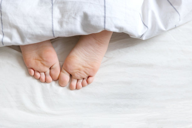 床上用品下面两英尺图片下载