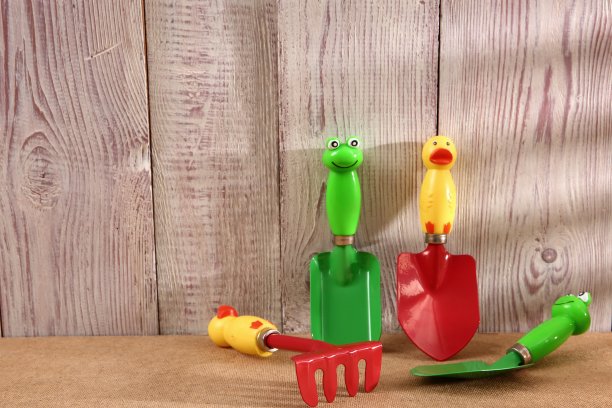 儿童花园工具，培养孩子对园艺的新热情图片下载