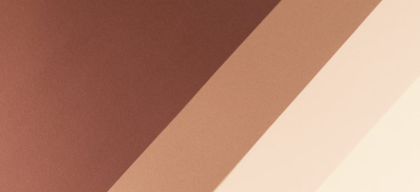 色彩柔和的棕色、米色和白色的横幅纸背景。图片下载