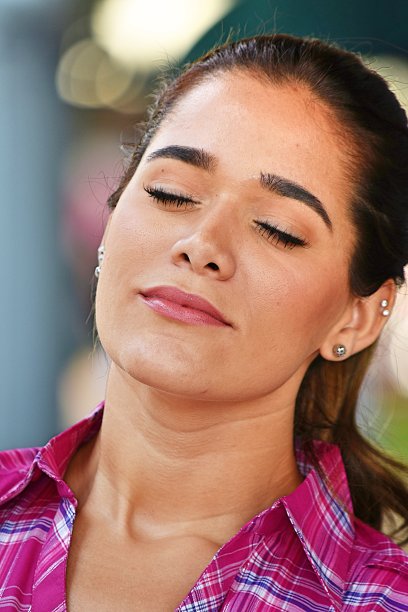 有吸引力的女疑惑图片下载