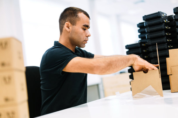 男子拳击产品发货图片图片下载