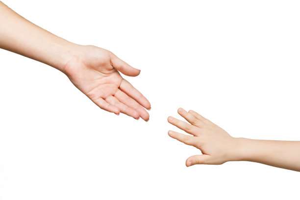 母亲和孩子双手隔离图片下载