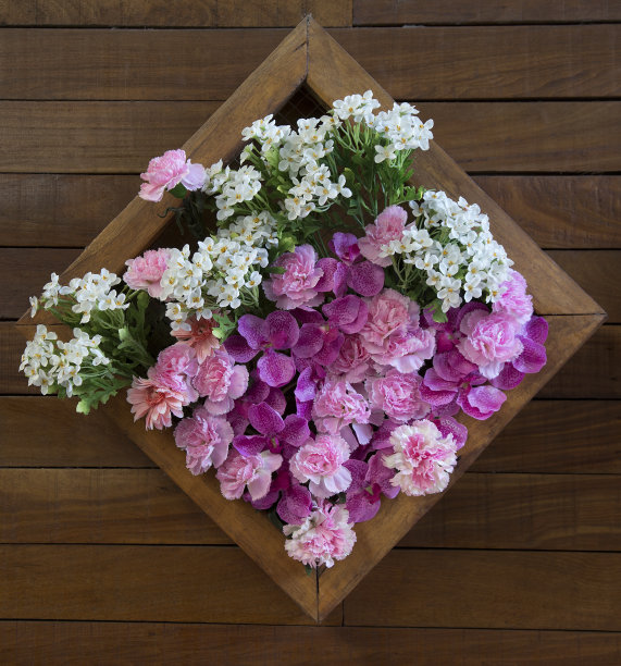 木框里的花图片下载